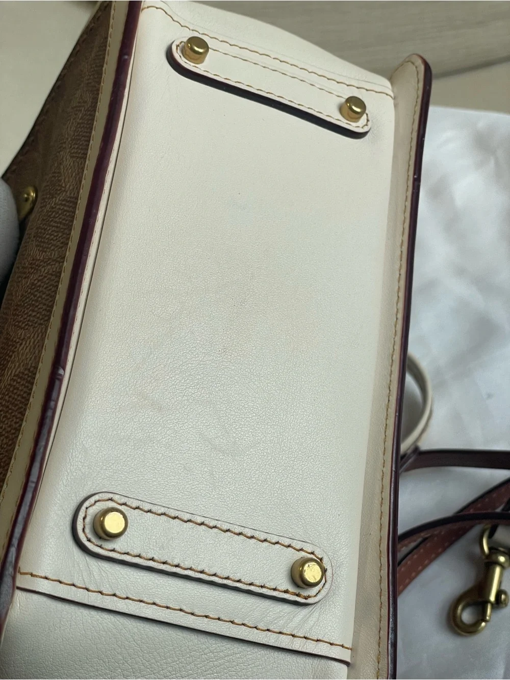 Coach 1941 Kiss-lock Dreamer 21 Cream and Brown Signature Frame Satchel